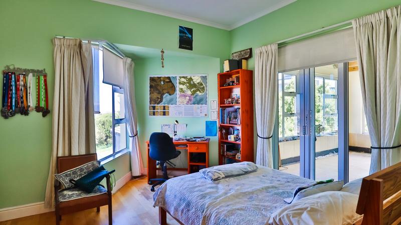 7 Bedroom Property for Sale in Walmer Estate Western Cape